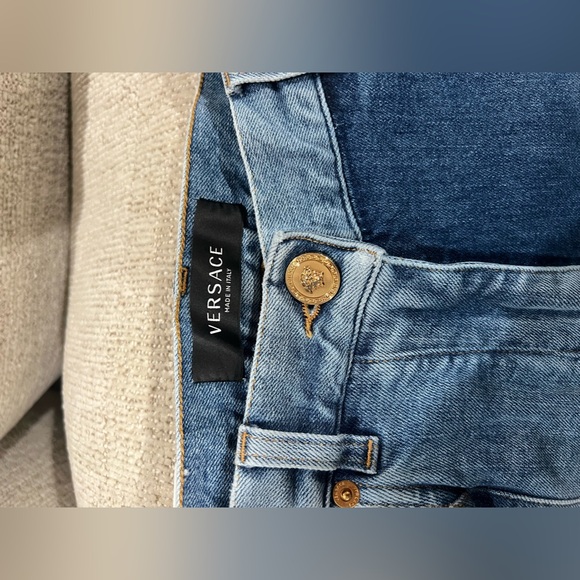 Versace straight legged Jeans - Picture 1 of 6